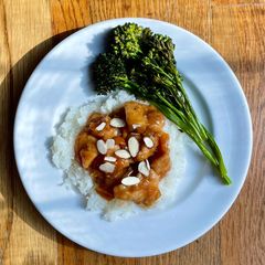 A picture of Apricot Chicken.
