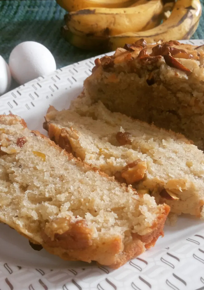 A picture of Banana bread.