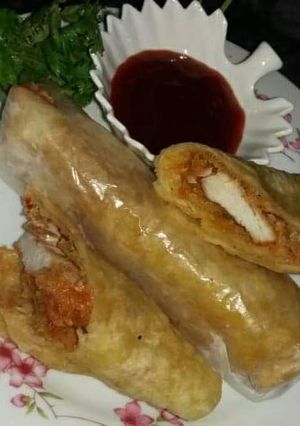 A picture of ♚♚✡🔴🌯Zinger paratha rolls 🌯🔴✡♚♚   #KokabandCookpad.