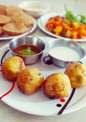 બફવડા (Bafvada Recipe In Gujarati) રેસીપી મુખ્ય ફોટો