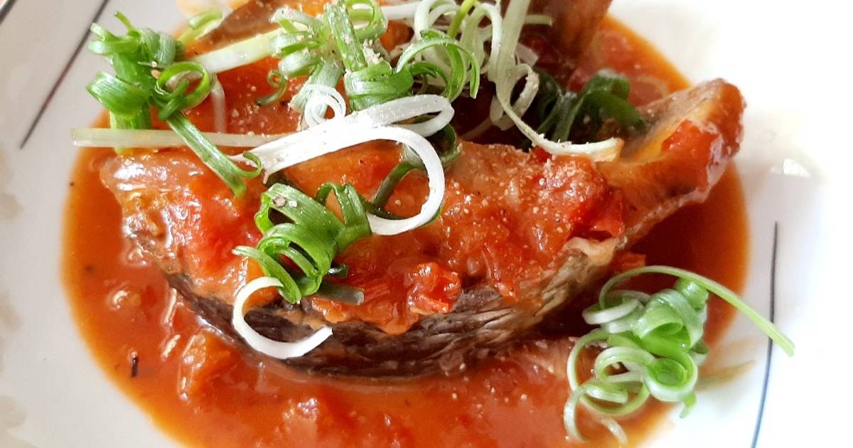Bạn có thể sử dụng cá đối loại nào để làm món sốt cà chua này?
