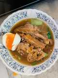 เส้นเล็กเป็ดพะโล้