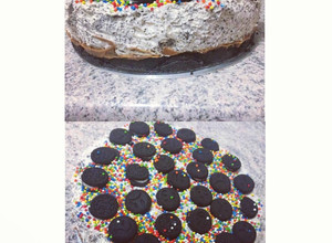 Una foto de Torta de oreo helada🎂🍪