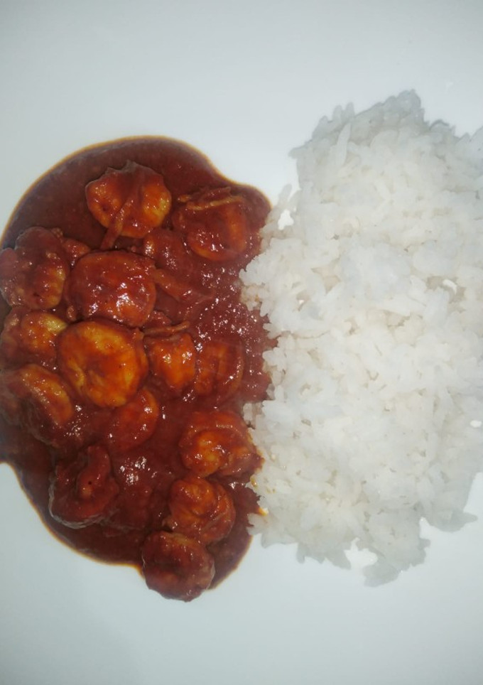 Una foto de Camarones a la diabla