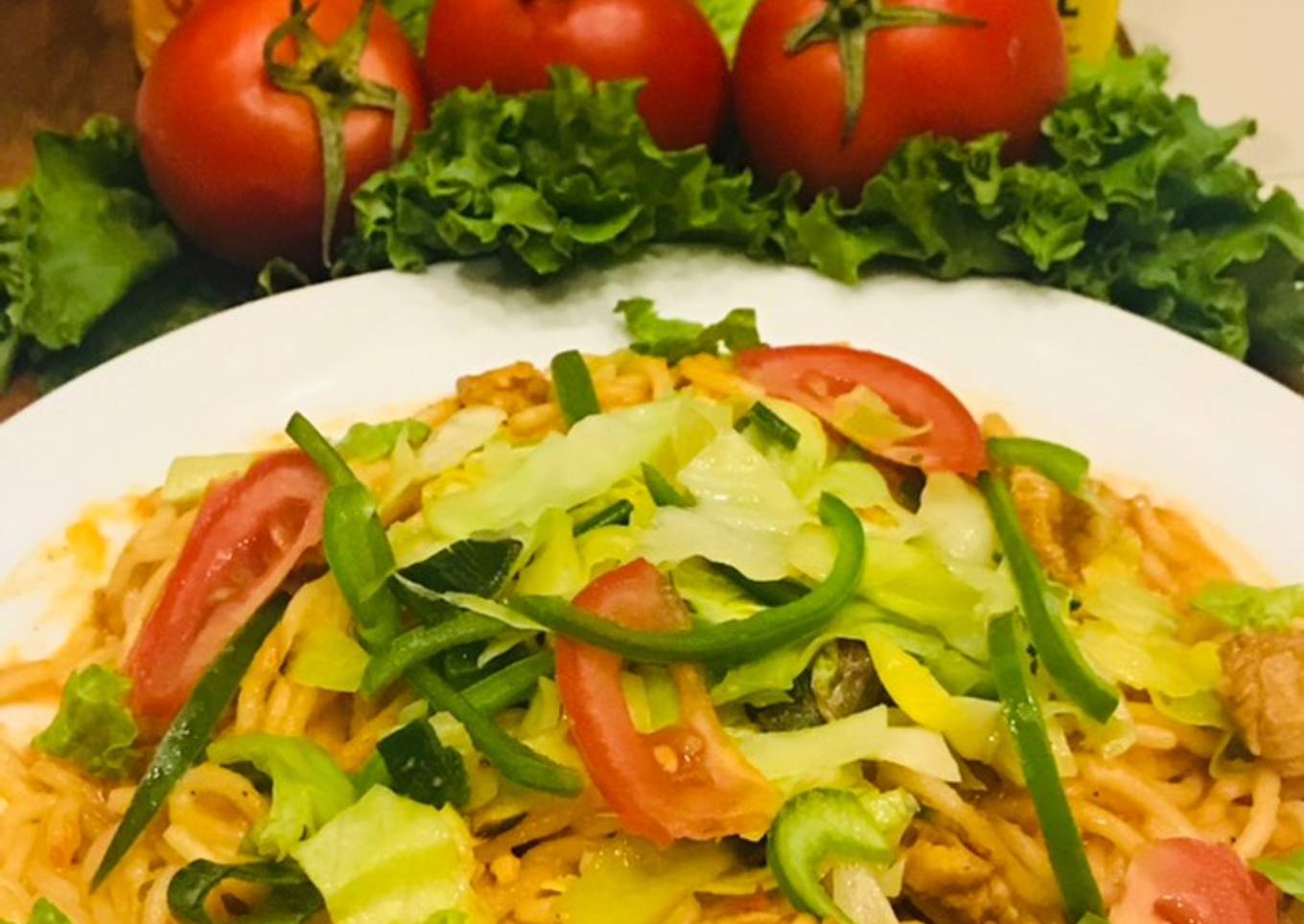 Tri-color saucy spaghetti