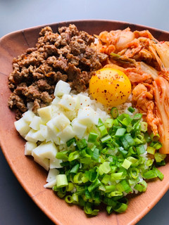 月見燒肉丼飯 Tsukimi Pork Don 的食譜成品照片