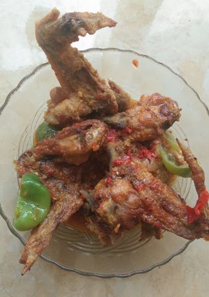 Foto resep Sayap Ayam terbang goreng bumbu Merah