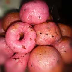 Donat buah naga রেসিপির প্রধান ছবি