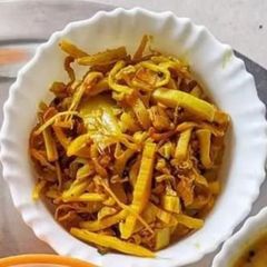 A picture of Papaya Salad.