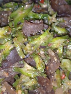 Foto resep Oseng kecipir Dan jamur kuping item..