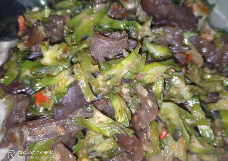 Resep Oseng kecipir Dan jamur kuping item.. yang Enak