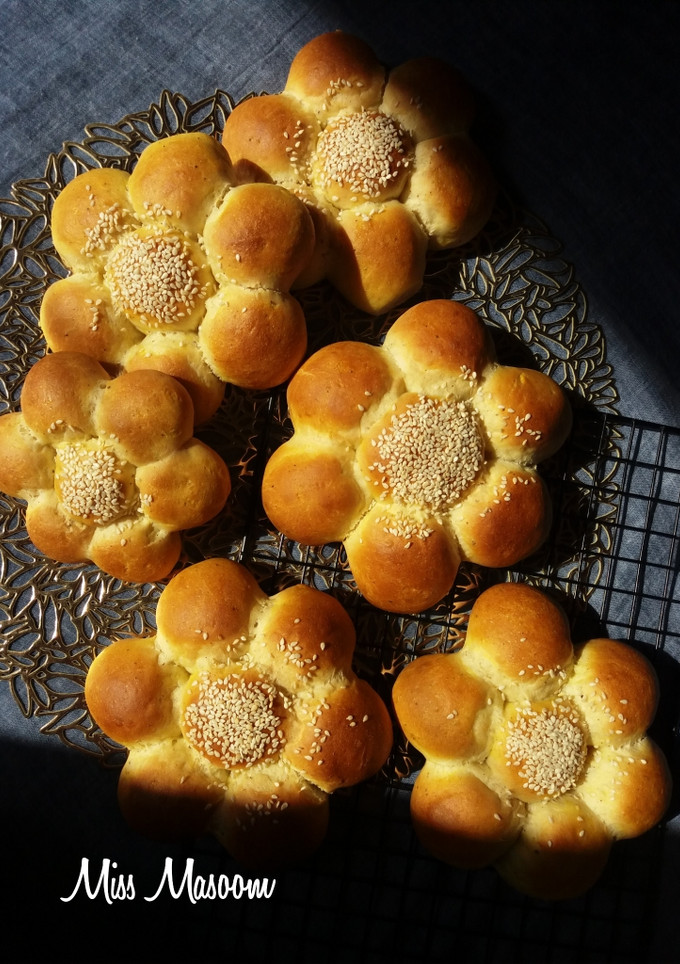 عکسی از دستور نان صبحانه دارچینی