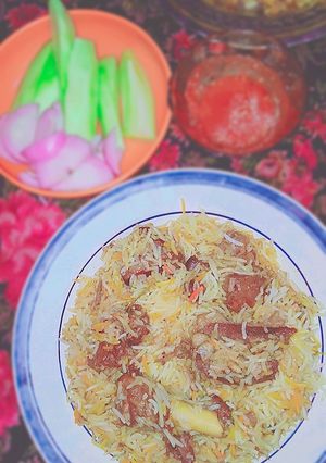 A picture of Punjabi Mutton Biryani.