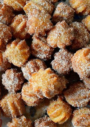 A picture of Crispy Air fryer Churro Bites.