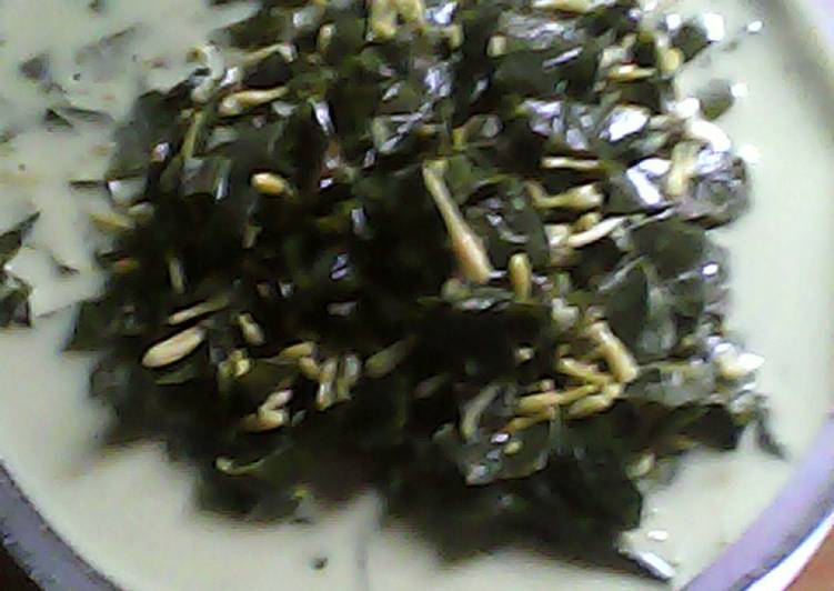 Sayur santan ganemo dan bunga pepaya