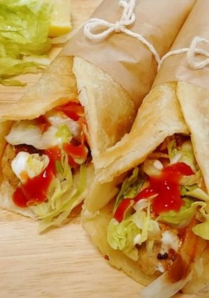 A picture of Chicken reshmi kabbab Rolls.