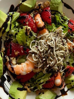 Una foto de Ensalada templada de gulas