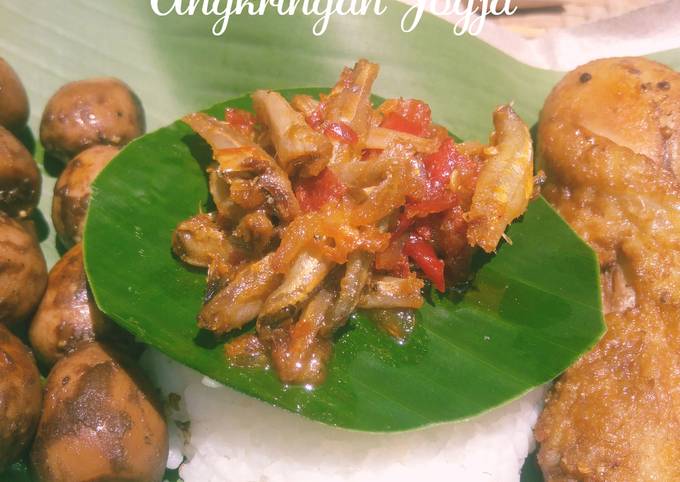 Resep Sego Kucing/ Nasi Kucing Angkringan Jogja oleh Atun Mey - Cookpad