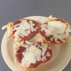 Pepperoni pizza sliders A picture of Pepperoni pizza sliders.