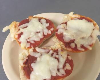 Ultimate, Prepare Pepperoni pizza sliders Savory Delicious