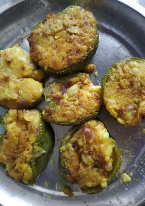 A picture of Stuffed Capsicum.