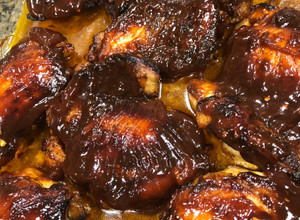 A picture of Balsamic Glazed Roasted Chicken Thighs.