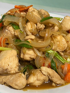 洋蔥燒雞（低脂便當菜） 的食譜成品照片