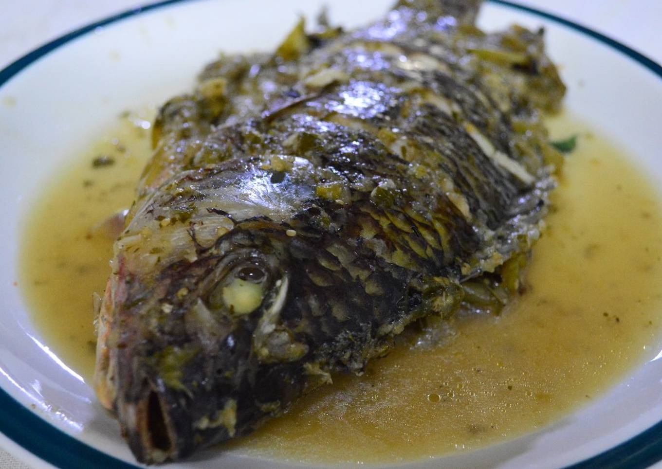 Mojarra en salsa verde