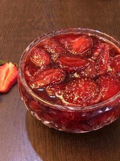 عکسی از دستور مربا توت فرنگی😍