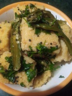 ढोकला (dhokla recipe in hindi) रेसिपी मुख्य फोटो