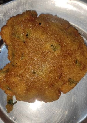 A picture of Makka ki puri.