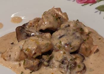 Unique Cuisine Creamy Parmesan Garlic Chicken and Mushrooms Very Delicious Unique Cuisine Creamy Parmesan Garlic Chicken and Mushrooms Very Delicious