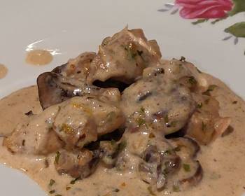 Unique Recipe Creamy Parmesan Garlic Chicken and Mushrooms Restaurant Style