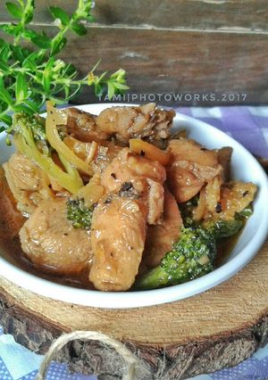Foto resep Ayam brokoli lada hitam