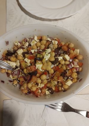 Una foto de Ensalada griega a mi manera