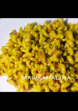 A picture of Golden Macaroni.