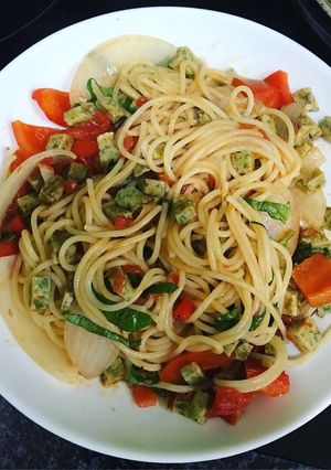 A picture of Spaghetti with fishball in tomato & oyster sauce - quick preparation.