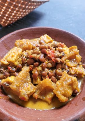 Foto resep Sambel krecek kacang tolo
