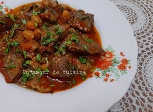 Une photo de Tajine d'abats de mouton piquant🍴