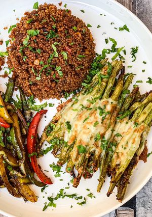 O poză a rețetei Quinoa mexicană, ardei cu oțet balsamic și fasole verde.