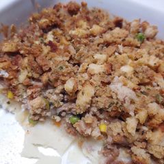 A picture of Thanksgiving Casserole.