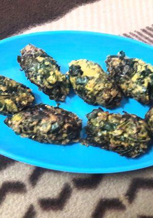 A picture of Methi Muthia.