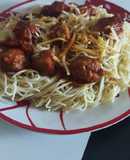 Espagueti con albóndigas spaghetti and meatballs 🍝