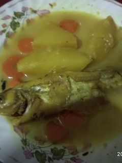 পাবদা মাছের সব্জী দিয়ে পাতলা ঝোল (pabda maacher sabji diye pabda maacher patla jhol recipe) রেসিপির প্রধান ছবি