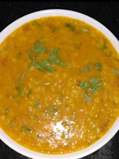 અડદ દાળ (Urad Dal Recipe In Gujarati) રેસીપી મુખ્ય ફોટો