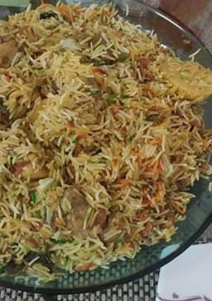 A picture of چائنیز چکن پلاؤ بریانی.