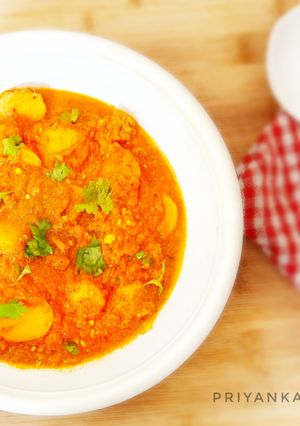अरबीची भाजी (arbichi bhaji recipe in marathi) रेसिपी चे मुख्य फोटो