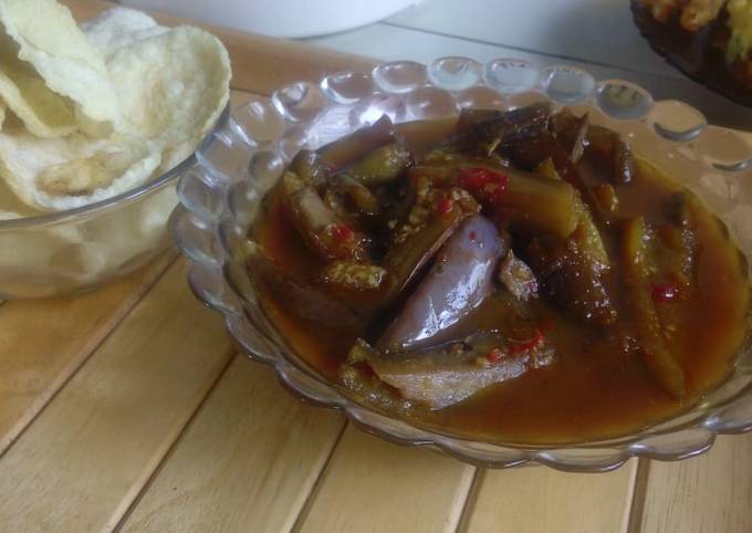 Resep Semur terong ungu oleh Raden's Cake - Cookpad