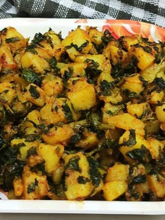 આલુ મેથી નુ શાક (Aloo Methi Shak Recipe In Gujarati) રેસીપી મુખ્ય ફોટો