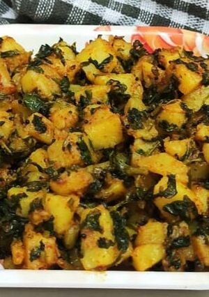 આલુ મેથી નુ શાક (Aloo Methi Shak Recipe In Gujarati) રેસીપી મુખ્ય ફોટો
